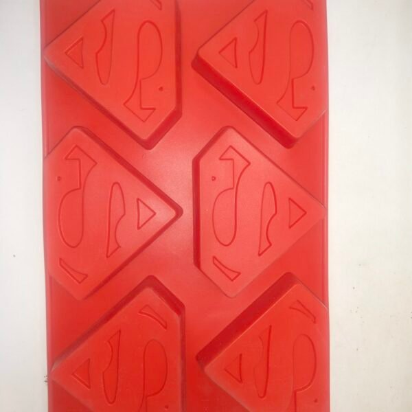 Superman Mold - 6 Cavity - 100 Grams